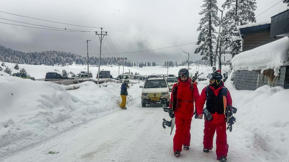 Kashmir’s tourism industry demonstrates resilience; 2026 visitor numbers projected to surpass previous records