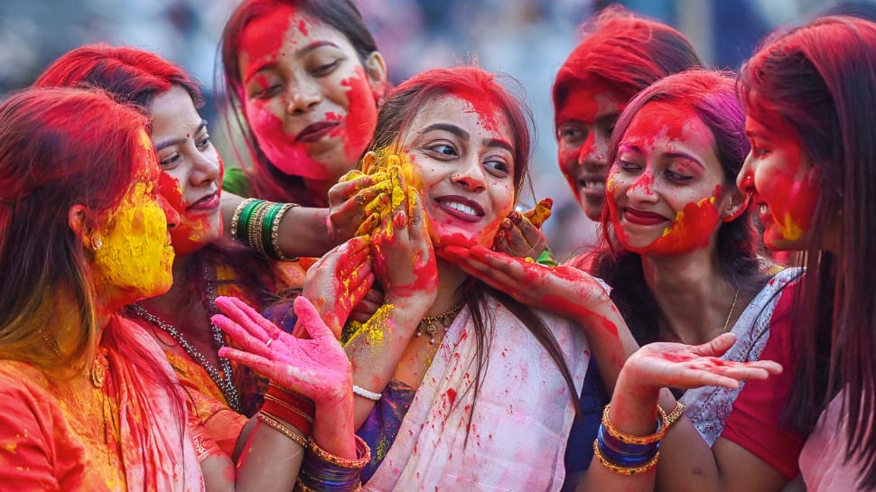 Happy Holi 2026: Make your own herbal gulaal at home, 7 natural colours you can create easily