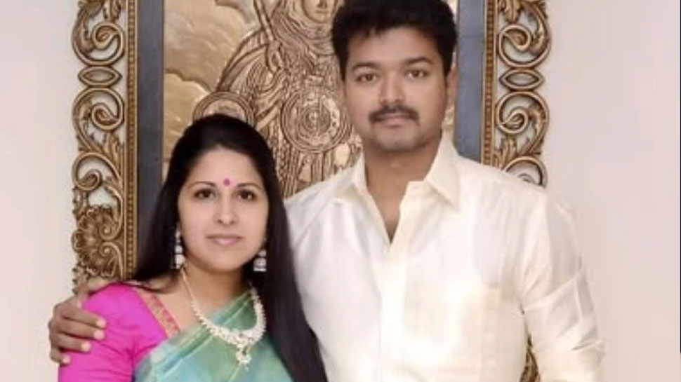 Thalapathy Vijay divorce