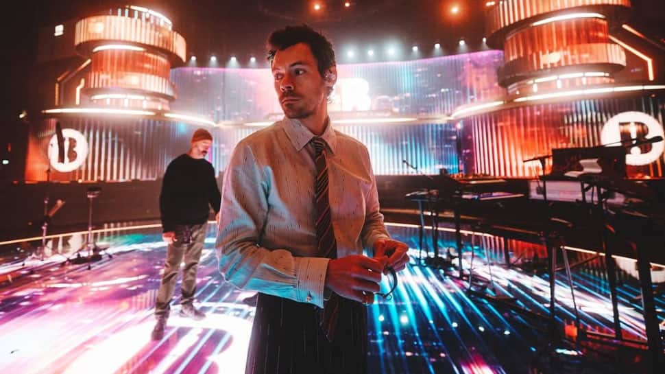 Harry Styles entertains fans at BRIT Awards