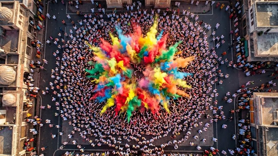 Holi 2026 AI Photo Editing Prompt