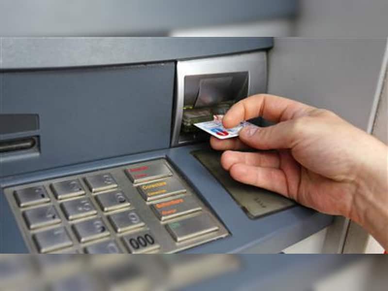 Can HDFC bank customers do card-less transaction at HDFC & other bank ATMs?