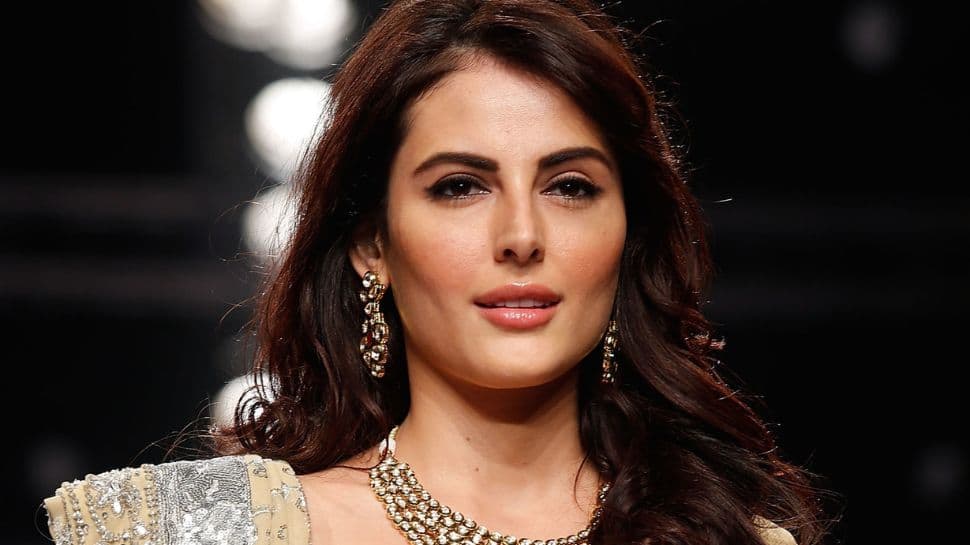 Meet actress Mandana Karimi: Bigg Boss contestant, now reveals plans to leave India and hopes to return to Iran after Ali Khamenei’s death