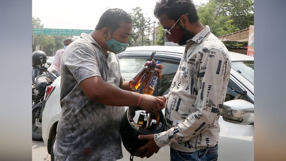 Is there a dry day on Holi 2026 in Delhi? Liquor shops to remain open - Full details
