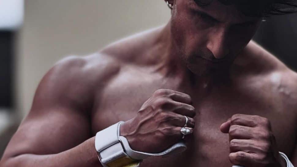 Ravie Dubey’s chiselled physique sparks buzz; fans link transformation to his Lakshman role in Nitesh Tiwari’s Ramayana