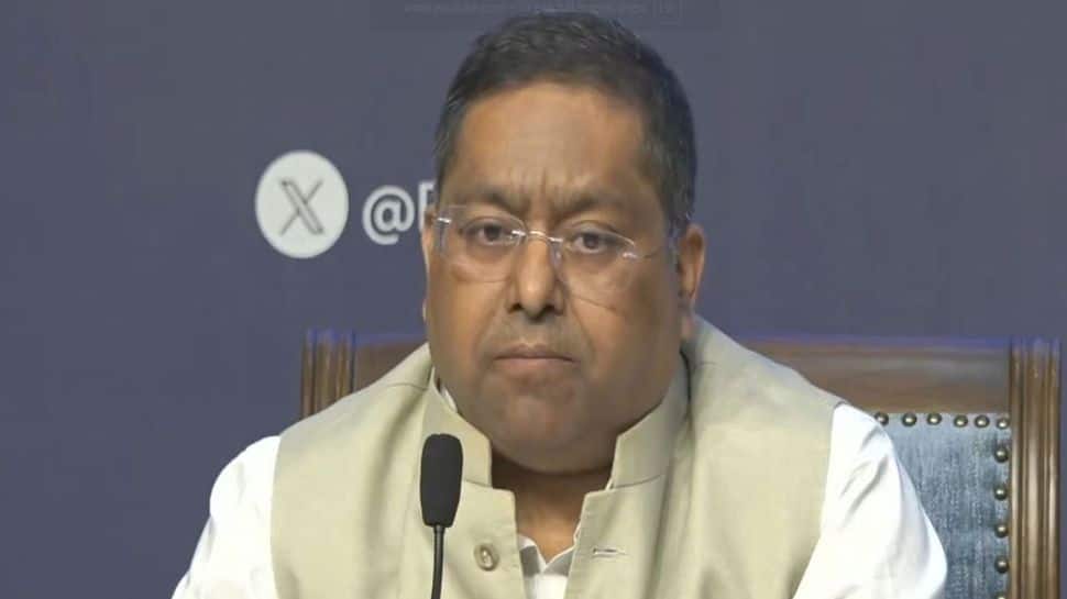 Two Indians killed, one missing after merchant ships attacked in Middle East war, confirms MEA