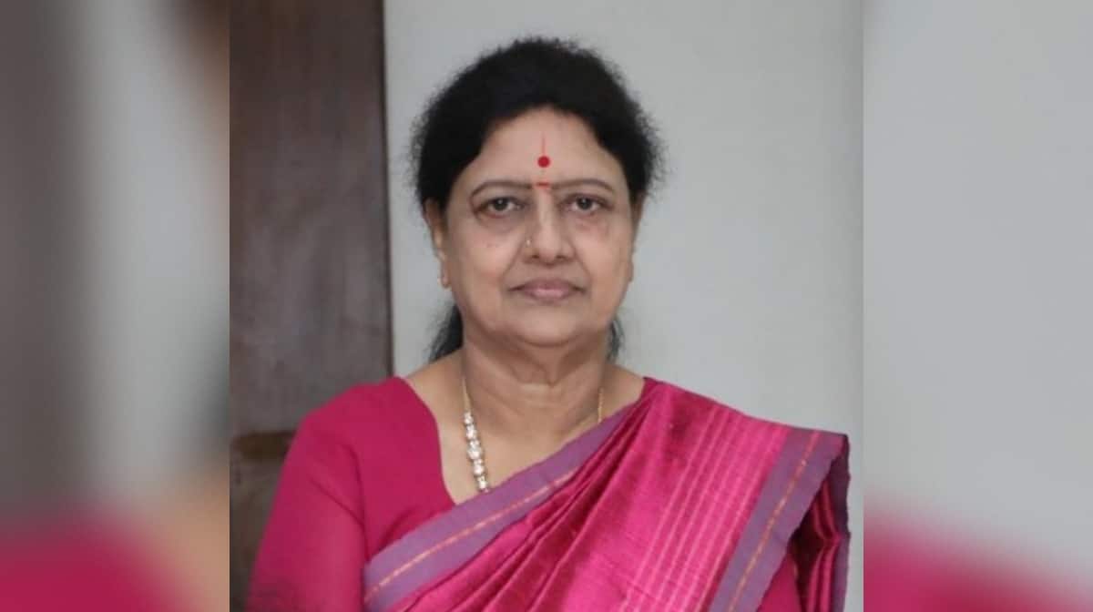 VK Sasikala reveals name of new political party: All India Puratchi Thalaivar Makkal Munetra Kazhagam