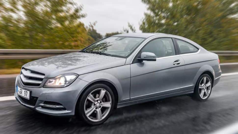 Less price, less maintenance cost: 5 cheapest cars with yearly service ...