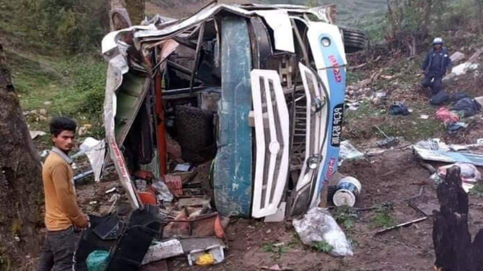 7 Indian pilgrims die in tragic road crash in Nepal, 5 hospitalised