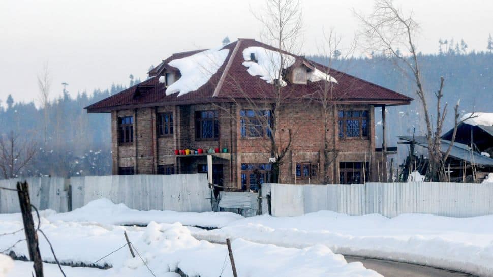 Kashmir weather update: Heavy snow alert for Gulmarg and Sonamarg till March 20