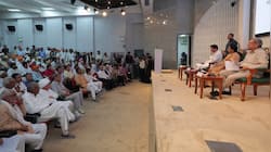 Delhi CM Rekha Gupta holds pre-budget dialogue with farmers