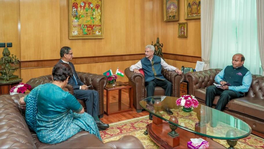 EAM Jaishankar, Bangladesh envoy Hamidullah discuss advancing bilateral ...