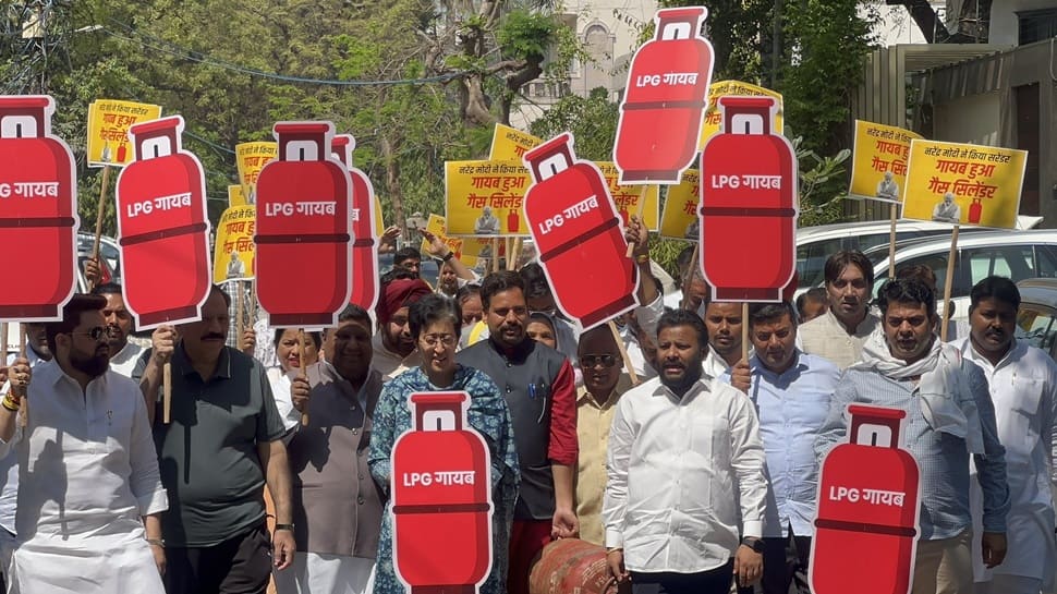 BJP promised free gas cylinders on Holi & Diwali, instead they have made cylinders disappear: Atishi