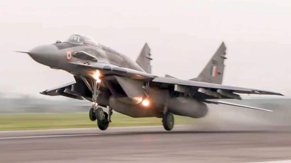 India arms MiG-29 jets with deadly ASRAAM missiles – Will Pakistan-China’s JF-17 survive?