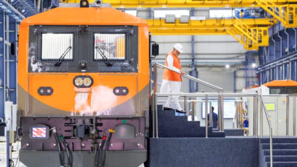 India’s industrial growth accelerates to 5.2 pc in Feb