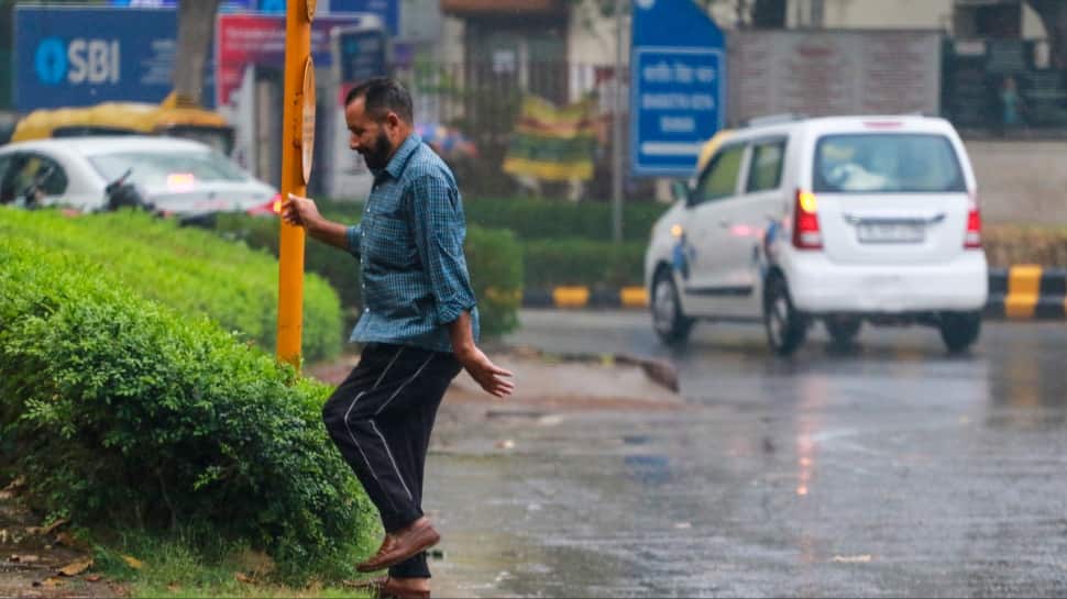 Delhi weather update: IMD issues orange alert for thunderstorms and 60 km/h winds; rain likely till evening