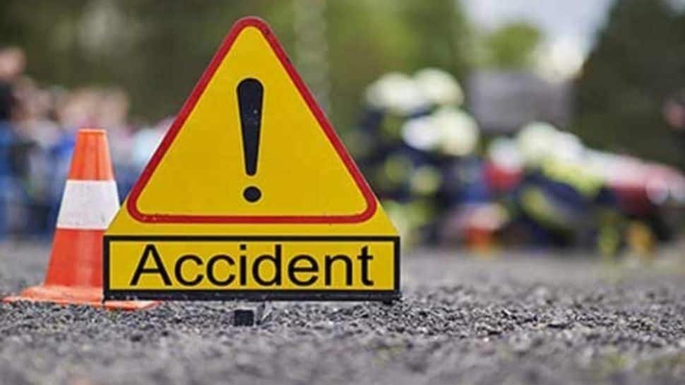 Nashik: 9 people of a family killed after car plunges into well, rescue ops on