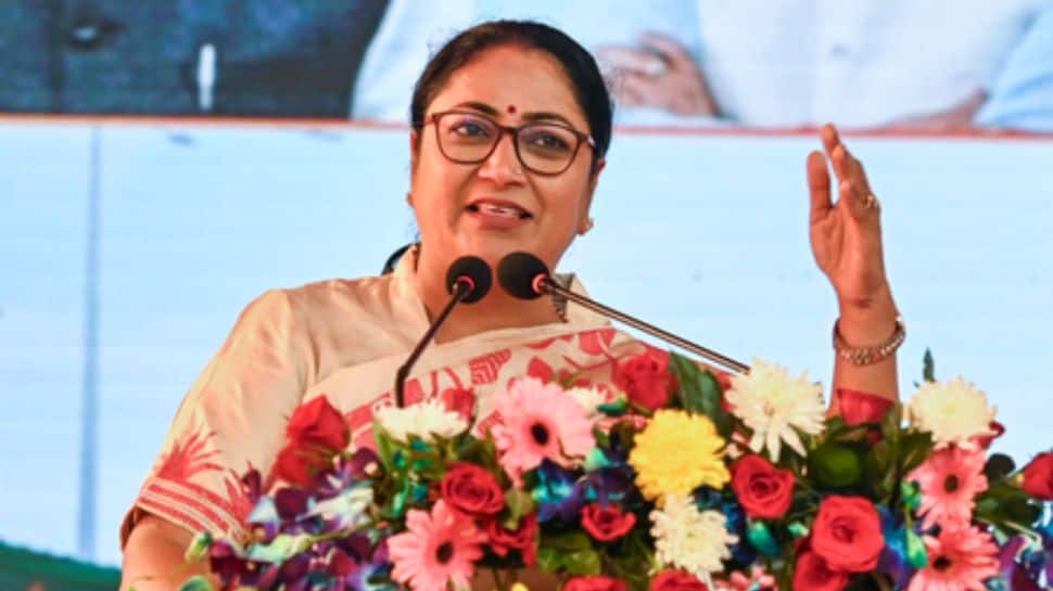 Delhi CM Rekha Gupta assures adequate LPG supply, urges people not to panic