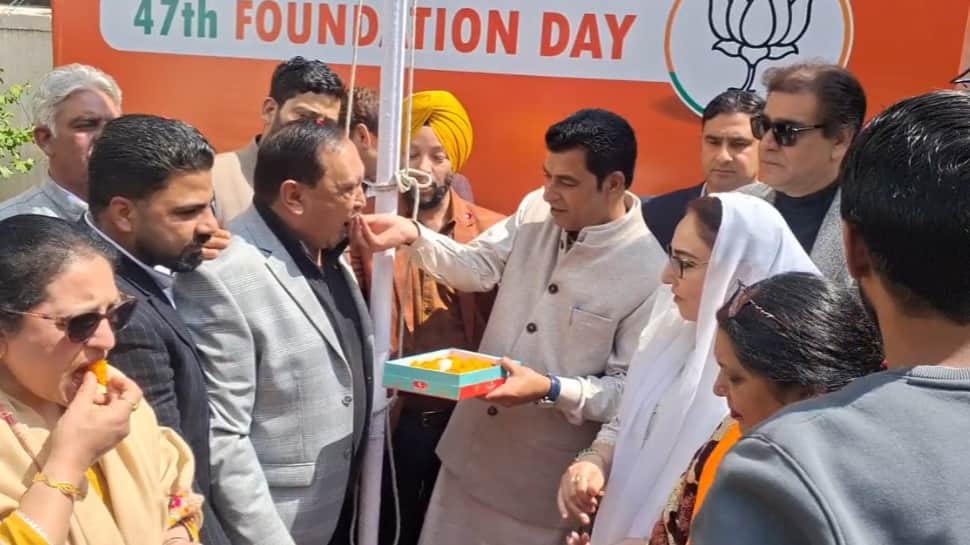 BJP celebrates 46th foundation day in J&K; Hoists flag outside Hurriyat office