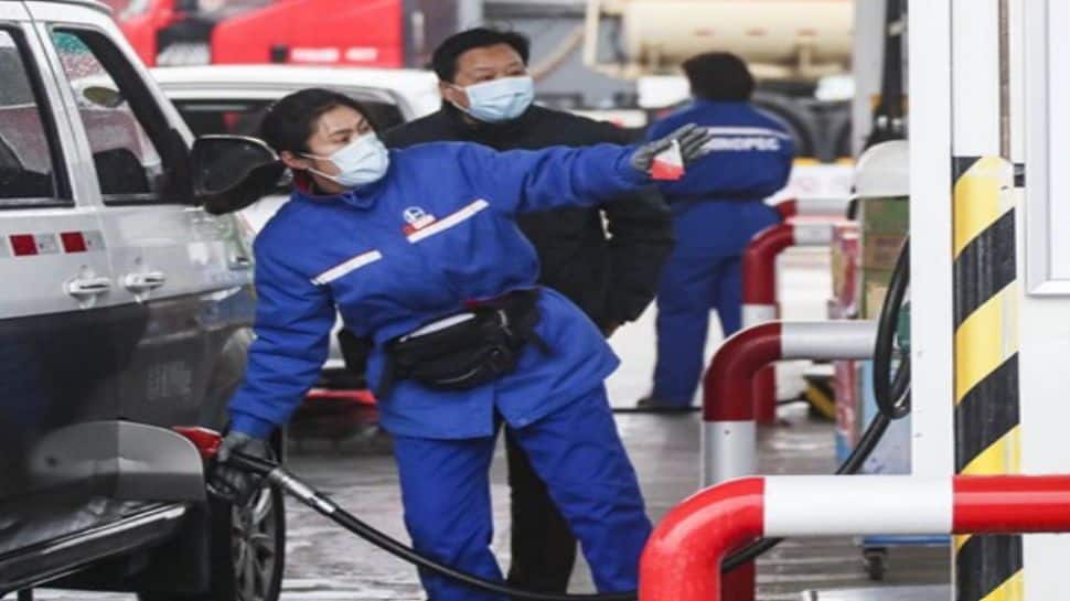 Forget Pakistan and Nepal: China’s fuel prices spike again in 15 days, India holds firm for 4 years