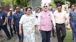 Delhi CM, LG Sandhu inspect Yamuna ghats, review cleanup works