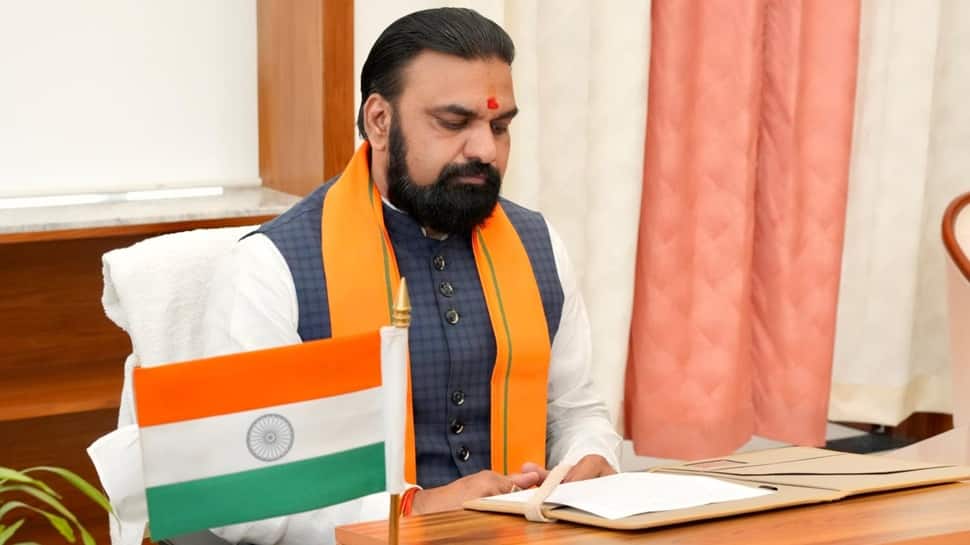 Bihar Cabinet Portfolio Allocation: CM Samrat Choudhary keeps 29 departments; Dy CMs Vijay Kumar gets education, Bijendra Prasad finance