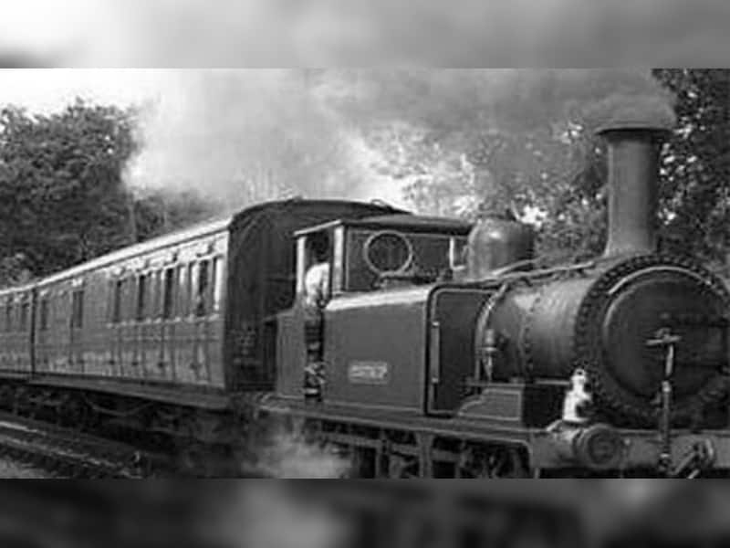 Rare photos: First train in India – 173 years of rail journey that ...
