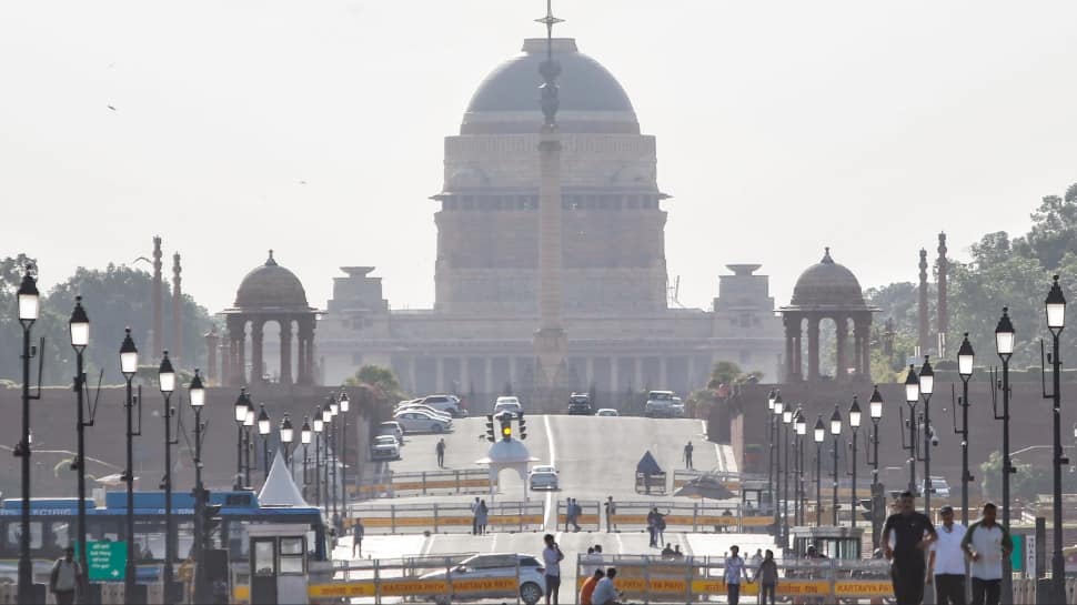 Delhi weather: Mercury set to hit 42°C after Friday`s storm; IMD warns of rising heat in North India