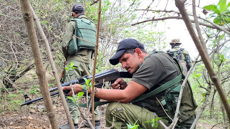 Indian Army trains J&K Police Personnel in advanced counterinsurgency, counterterrorism course