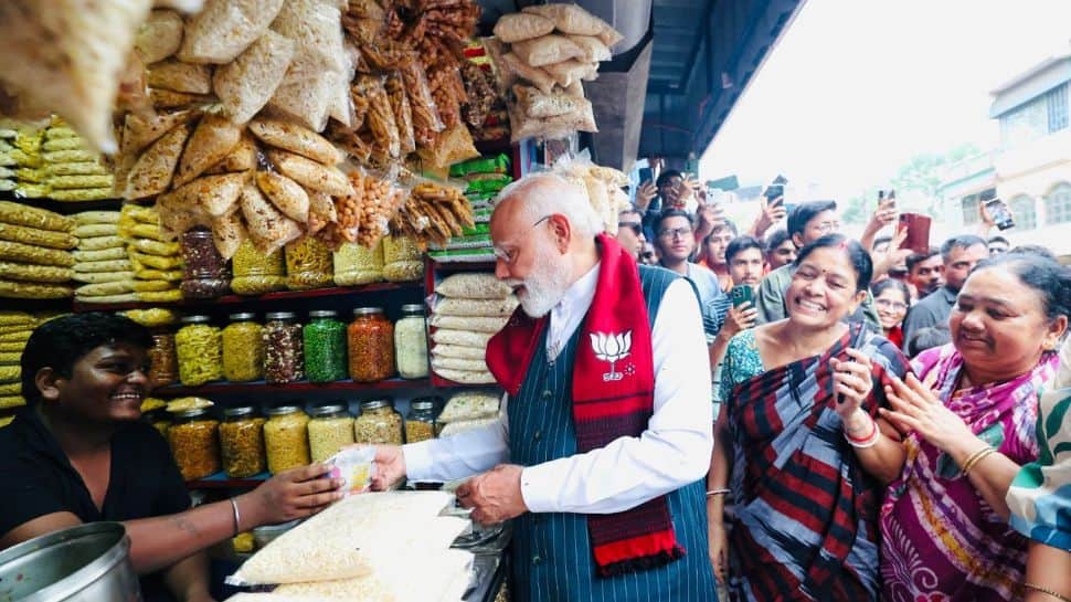 TMC upset as PM Modi`s `jhalmuri` pause hits break on Hemant`s Jhargram campaign