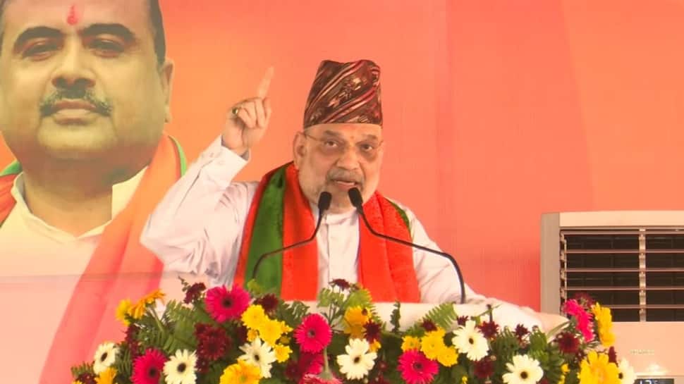 `Existing welfare schemes to continue, cases against Gorkhas to be withdrawn`: Amit Shah`s BIG Bengal push