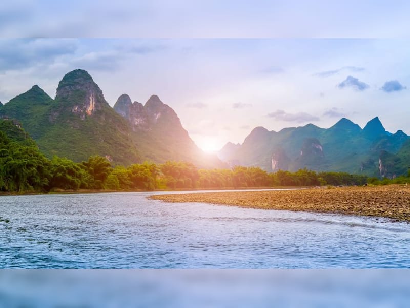 World's deepest river: Flows through 10 countries; has maximum depth of ...