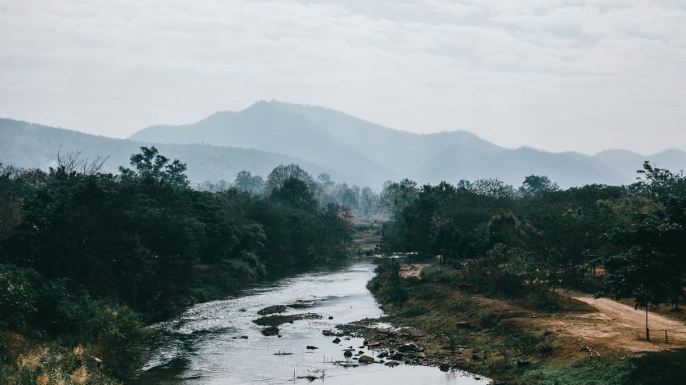 World's deepest river: Flows through 10 countries; has maximum depth of ...