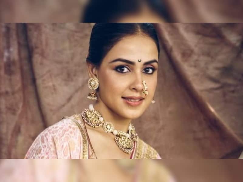 Genelia Deshmukh as Saibai Bhonsale
