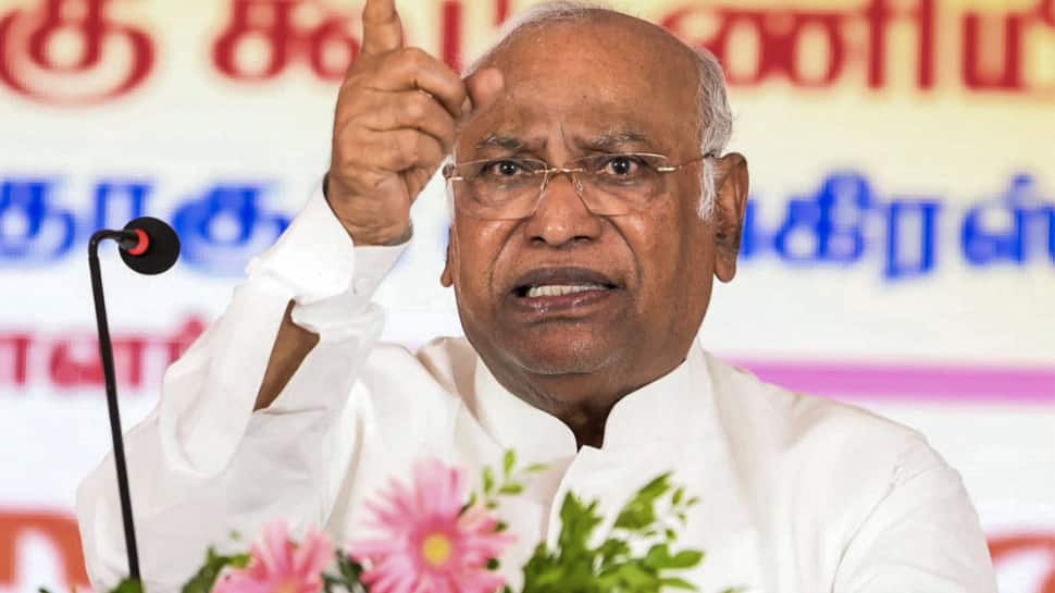 ECI issues notice to Congress president Kharge over PM Modi ‘terrorist’ remark