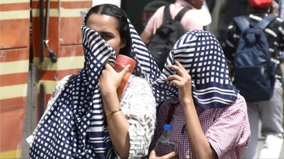 Delhi-NCR weather update: More heat wave till April 26 as IMD issues yellow alert