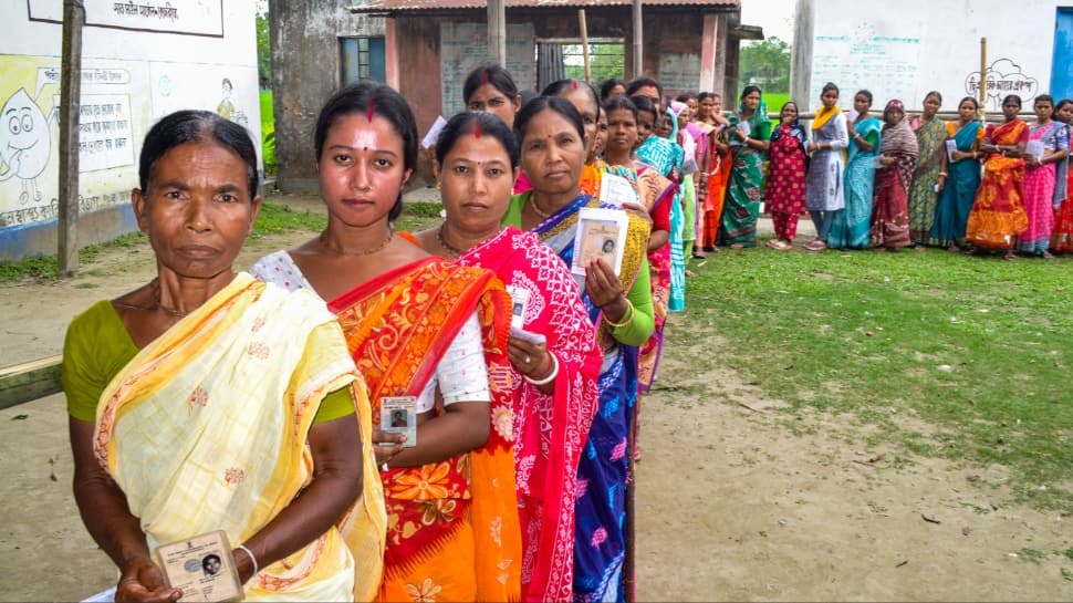 West Bengal polls: ECI deploys 11 more police observers for phase 2; 5 cops suspended in Diamond Harbour