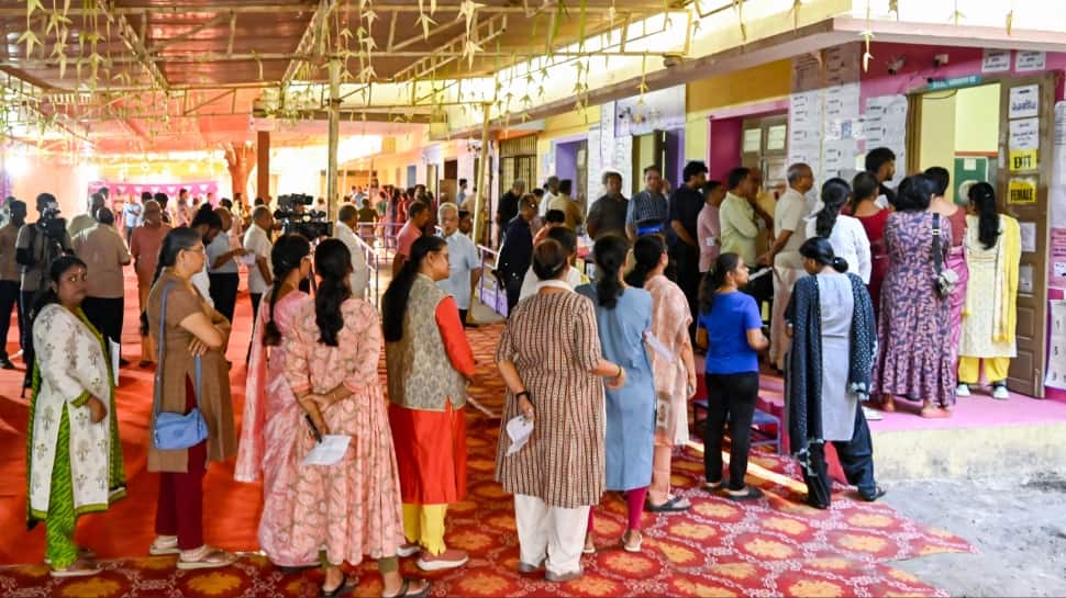 Four-cornered fight leaves Tamil Nadu verdict wide open ahead of May 4 counting