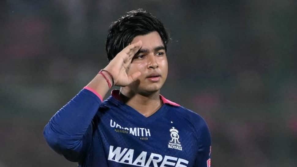 WATCH: Vaibhav Sooryavanshi breaks silence on Pakistan's 'AI chip in bat' claims says, 'Bhagwaan ne lagake diya hai'