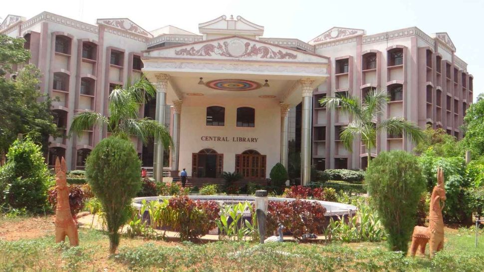 National Institute of Technology Tiruchirappalli (NIT Tiruchirappalli) (Rank 9)
