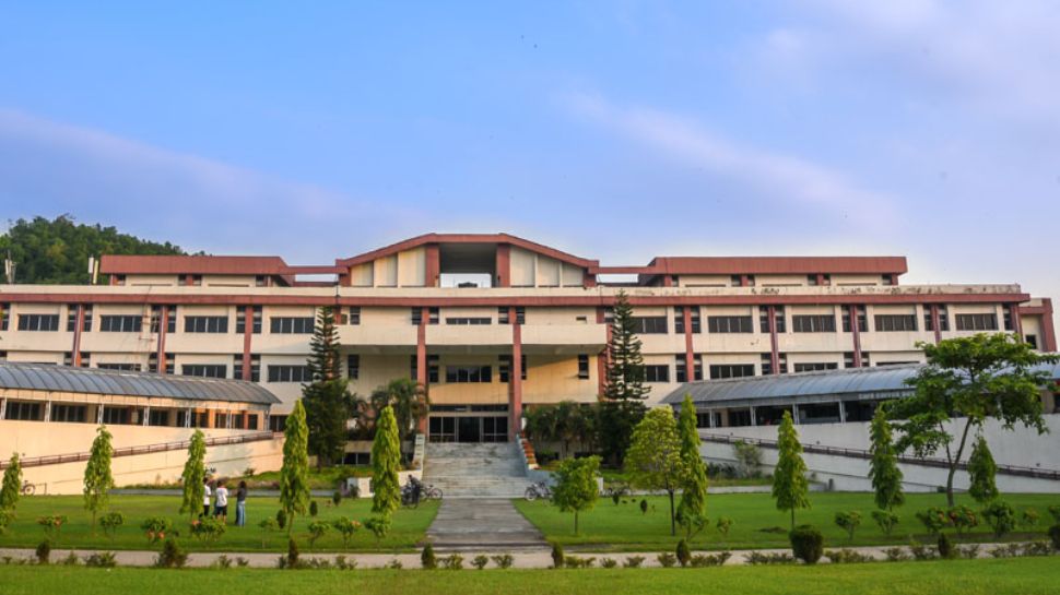 Indian Institute of Technology Guwahati (IIT Guwahati) (Rank 8)