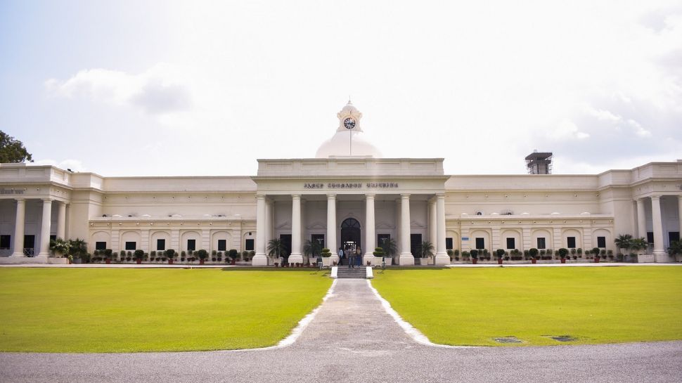 Indian Institute of Technology Roorkee (IIT Roorkee) (Rank 6)