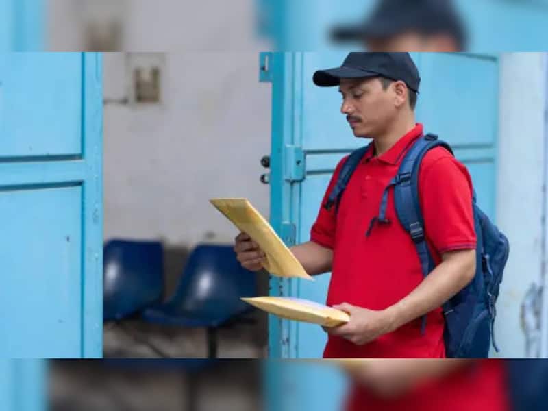 Postal service clerks