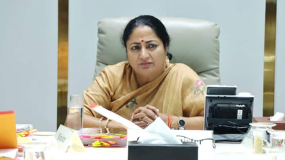 Delhi CM Rekha Gupta flags off 13 Mobile heat relief units amid severe heatwave