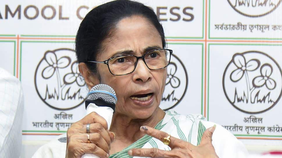 Bengal cabinet dissolved, Mamata Banerjee no longer Chief Minister