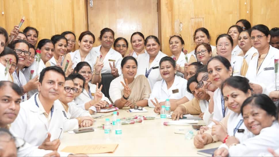 International Nurses Day: CM Rekha Gupta pays surprise visit to LNJP Hospital; hails 27-fold stipend hike for interns