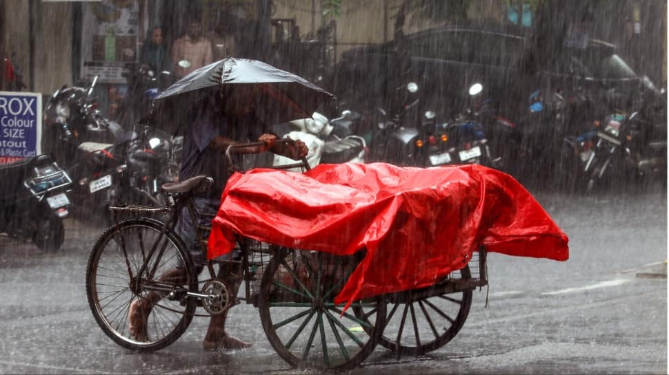Tamil Nadu delta districts on alert for heavy rain as Bay of Bengal low pressure intensifies