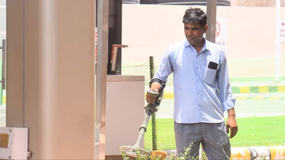 Bomb threat at Jaipur`s SMS Hospital triggers panic; Rs 40 crore ransom demanded