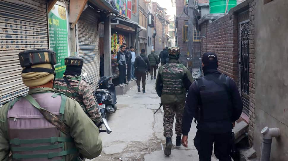 20 Lakhs property of Pakistan-based terror handler attached in North Kashmir