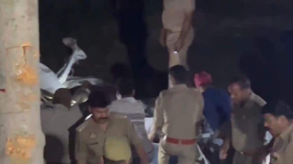 9 people killed after head-on collision between truck, van in UP`s Lakhimpur Kheri